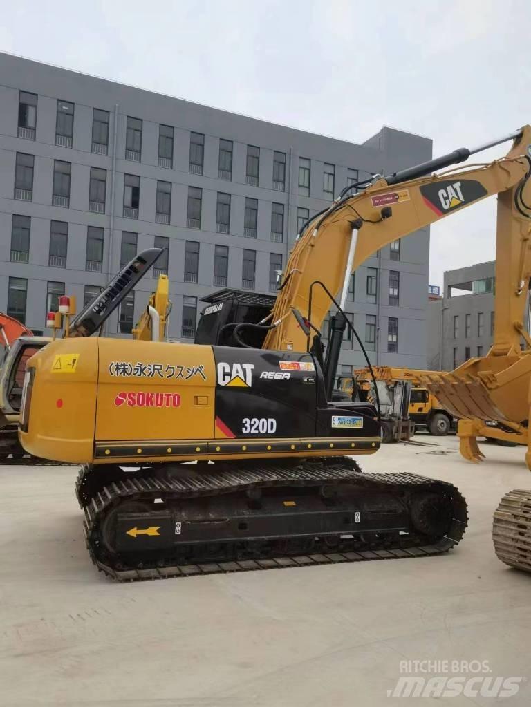 CAT 320 D Beltegraver
