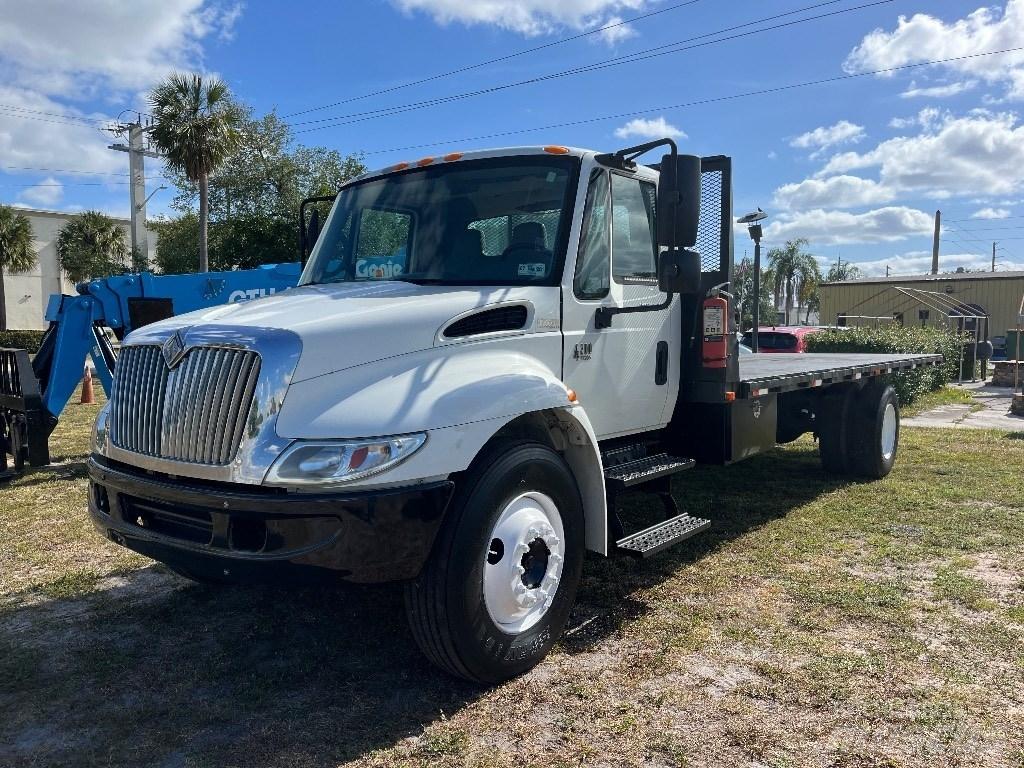 International 4200 Planbiler