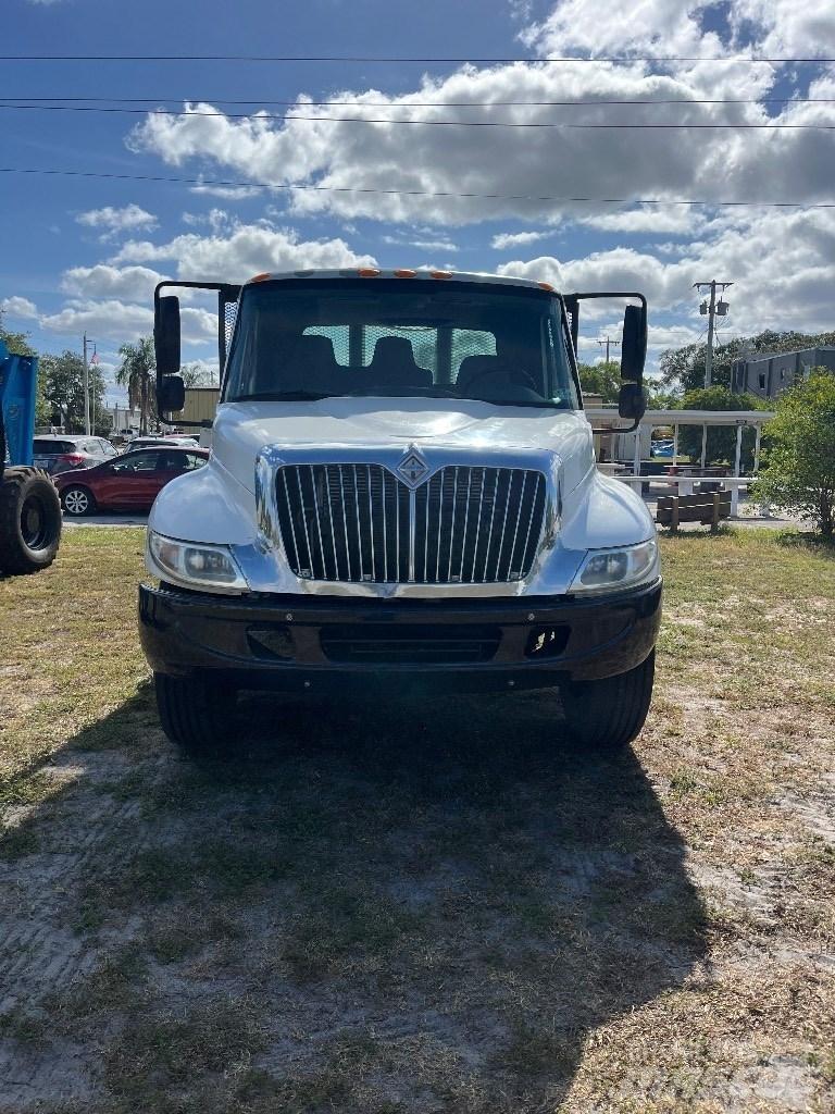 International 4200 Planbiler