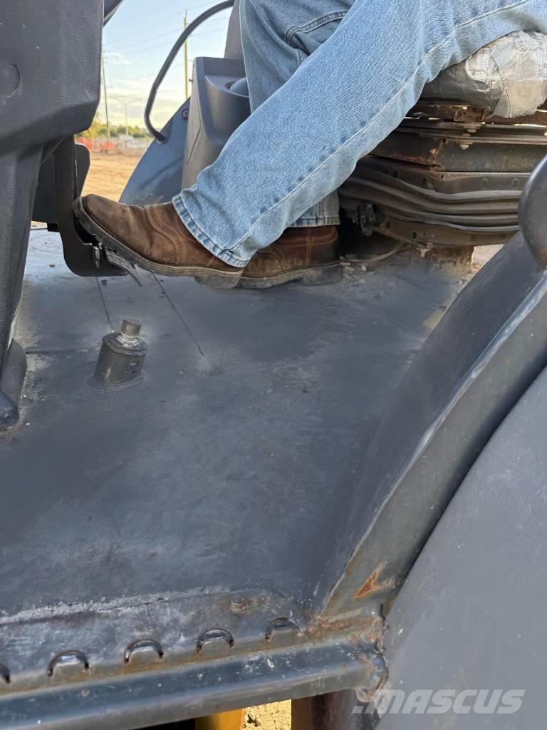 John Deere 310 L EP Traktorgravere