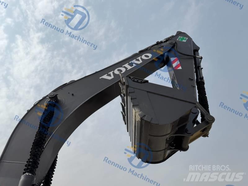 Volvo EC 300 D L Beltegraver