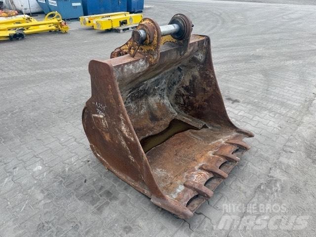 CAT M 320 BUCKET Traktorgravere