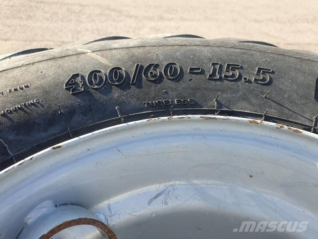 BKT 400/60-15,5 Dekk, hjul og felger