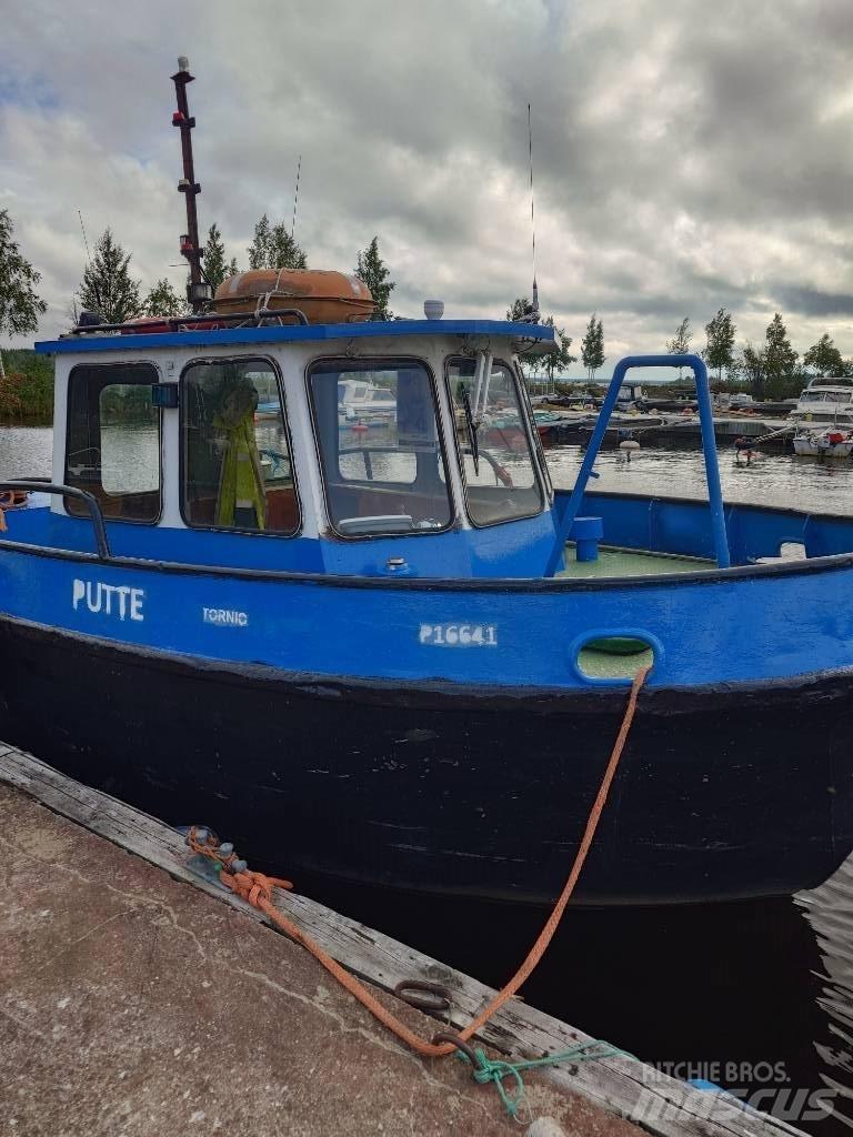  Hinaaja Putte Arbeidsbåter, lektere og pontonger