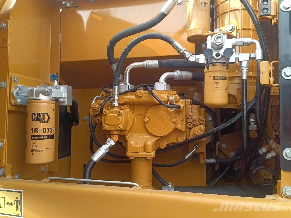 CAT 323 D2L Beltegraver