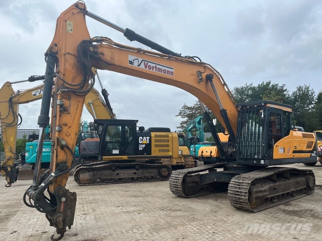 Hyundai HX 300 NL Beltegraver