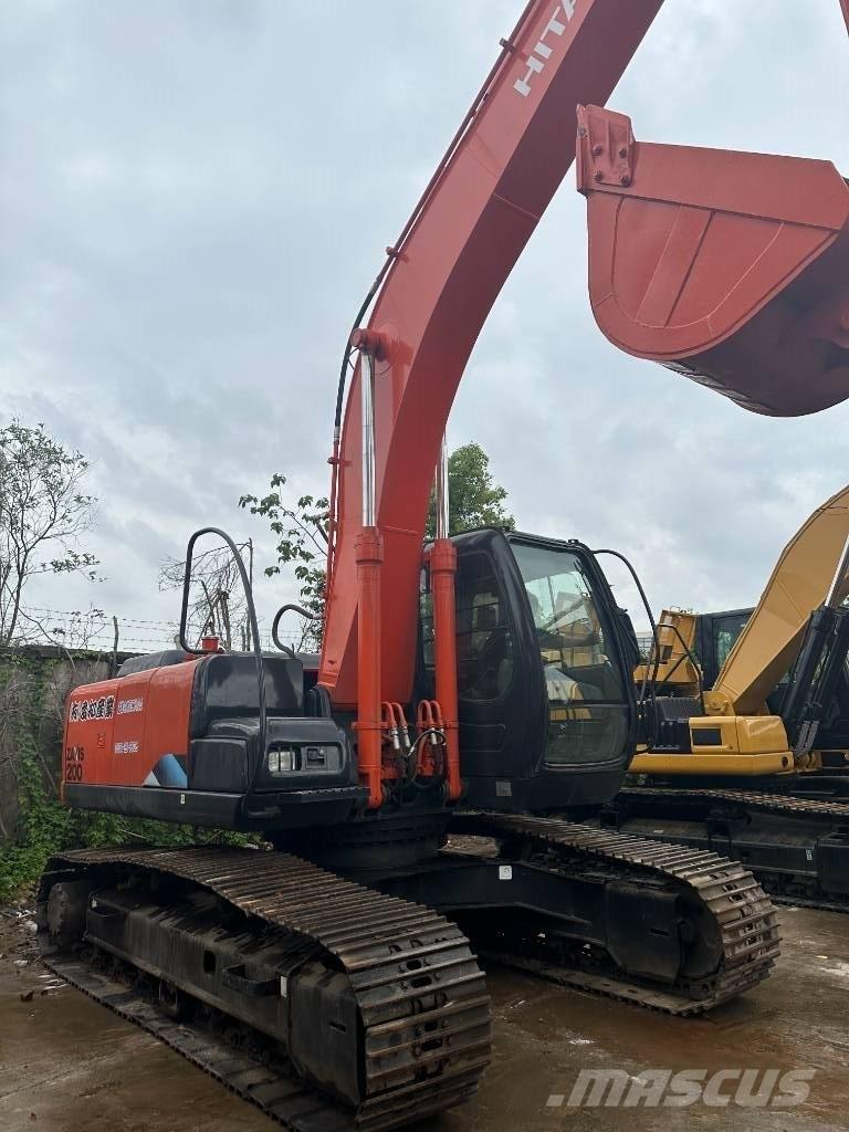 Hitachi ZX 200 Beltegraver