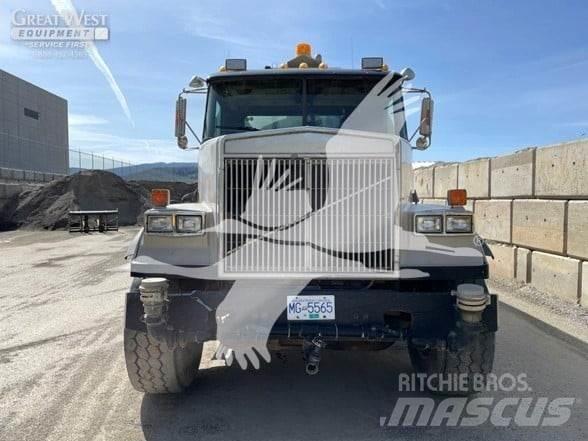 White/GMC WG Tankbiler