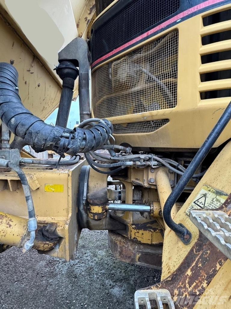 CAT 730 Rammestyrte Dumpere