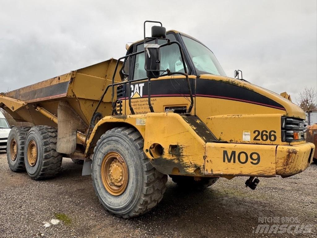CAT 730 Rammestyrte Dumpere