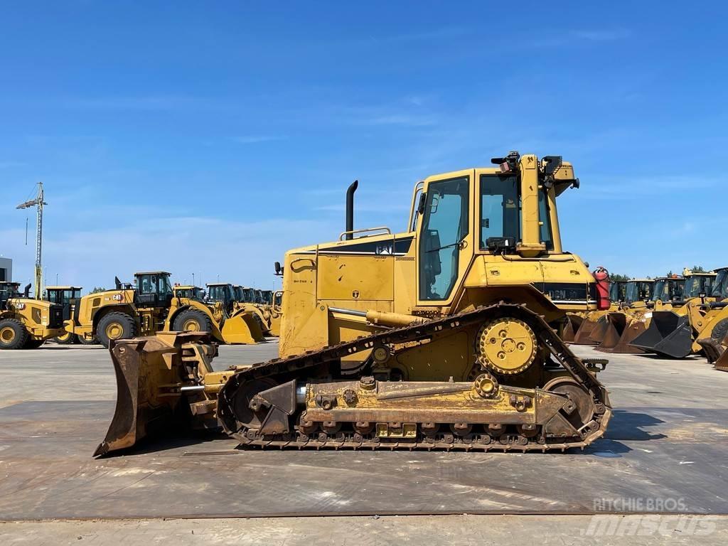 CAT D6N XL Dozere Beltegående