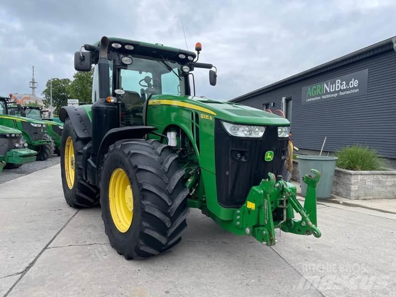 John Deere 8335 r Traktorer