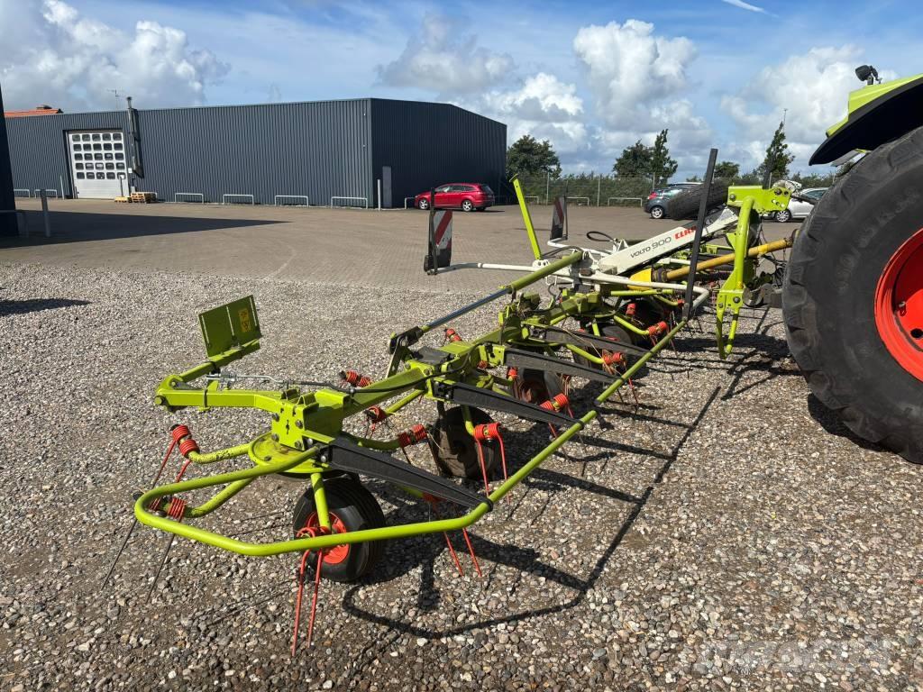 CLAAS Volto 900 Raker og høyvendere