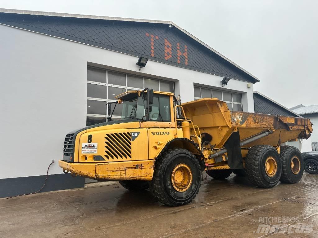 Volvo A 25 D Nr.8 Rammestyrte Dumpere