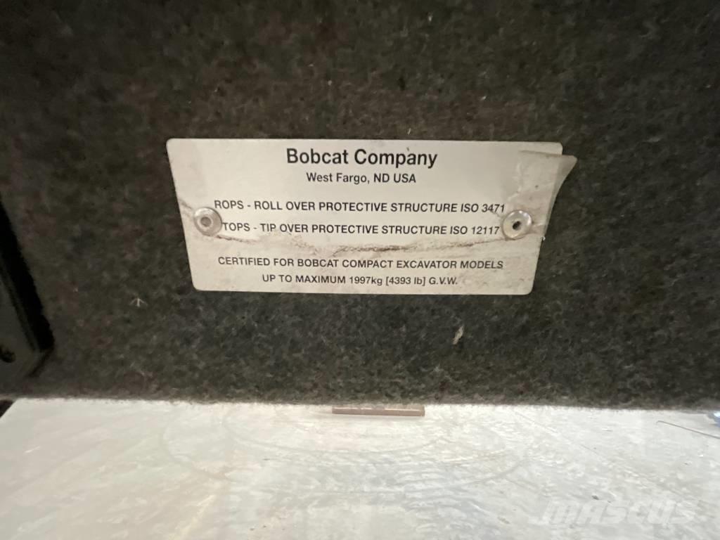 Bobcat E 16 Førerhus og Interiør