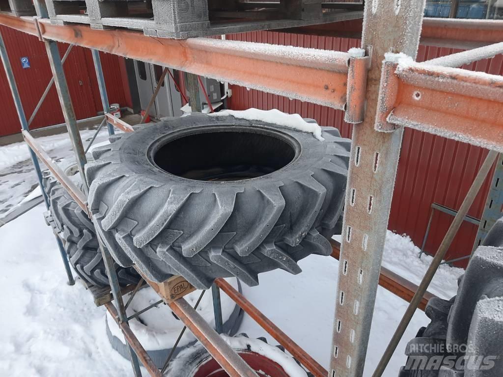 Michelin 18,4R34 Dekk, hjul og felger