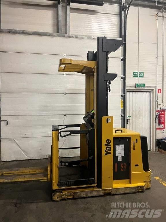 Yale MO 10 E Høytløftende plukketruck