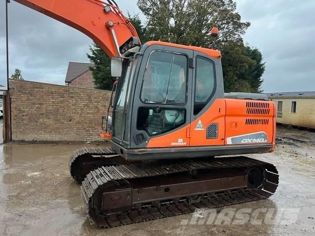 Doosan DX 140 LC-3 Beltegraver