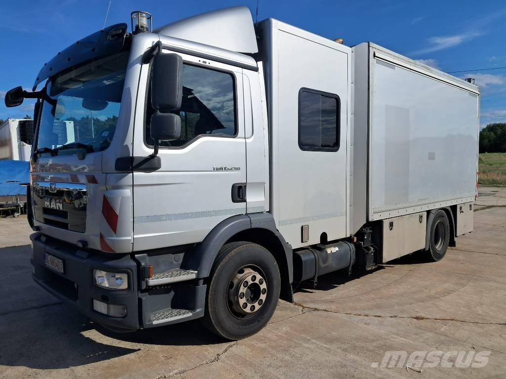 MAN TGM 15.290 Slamsugere