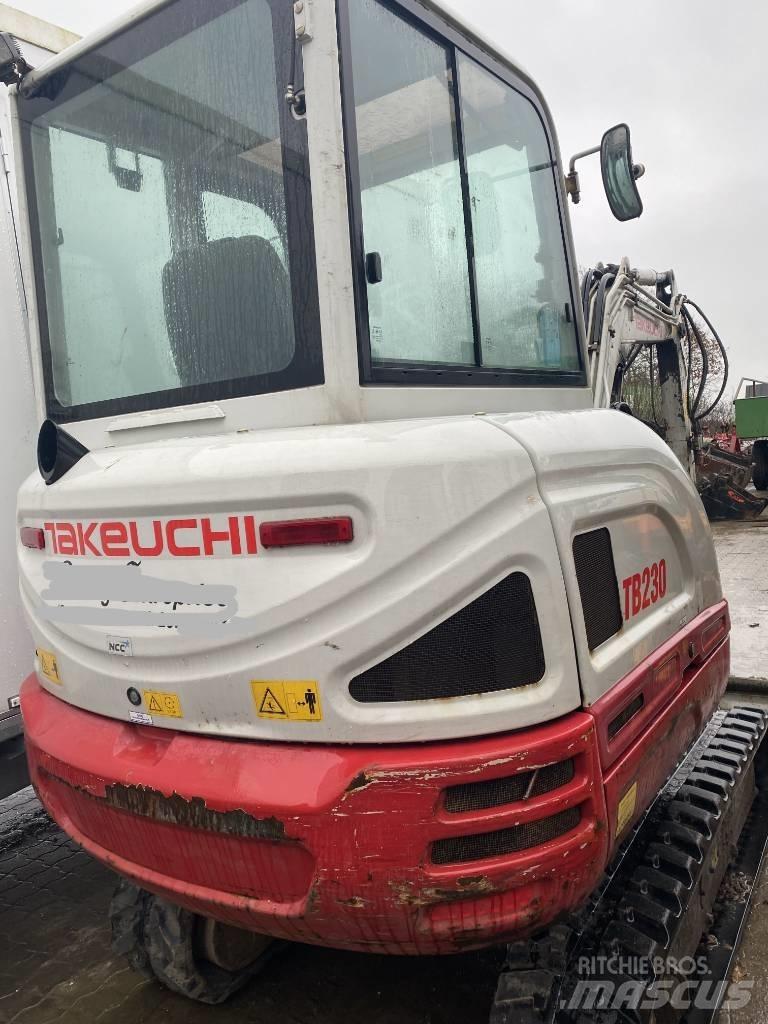 Takeuchi TB 230 Minigravere <7t