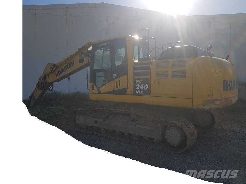 Komatsu PC240NLC-10 Beltegraver