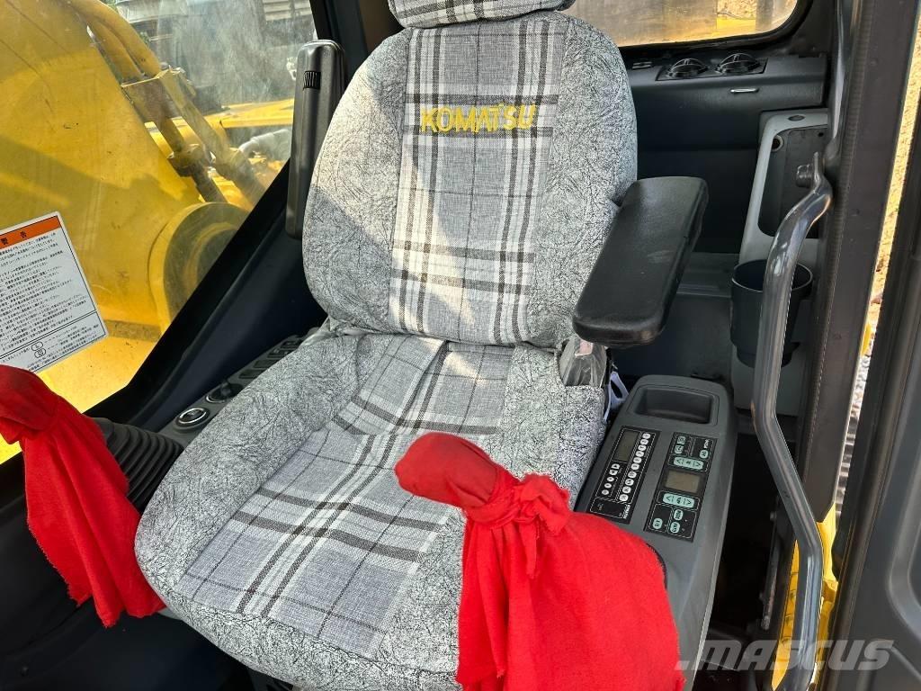 Komatsu PC 450-7 Beltegraver
