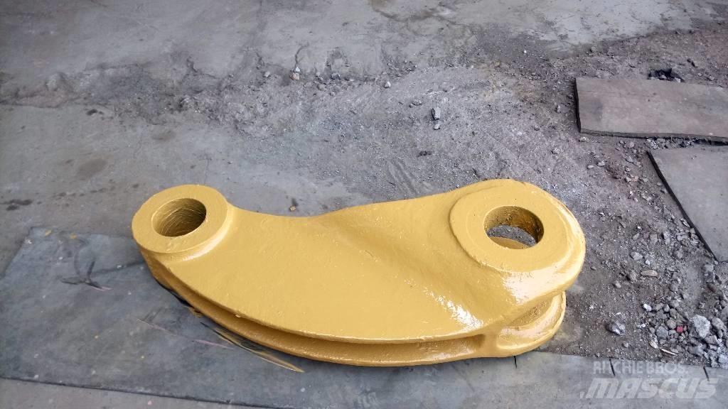 CAT 245 Chassis og understell