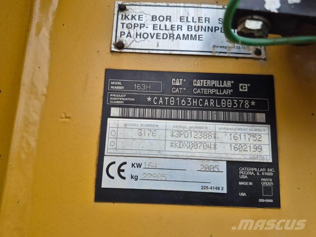 CAT 163 H Veihøvler