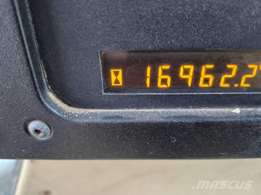 CAT 163 H Veihøvler