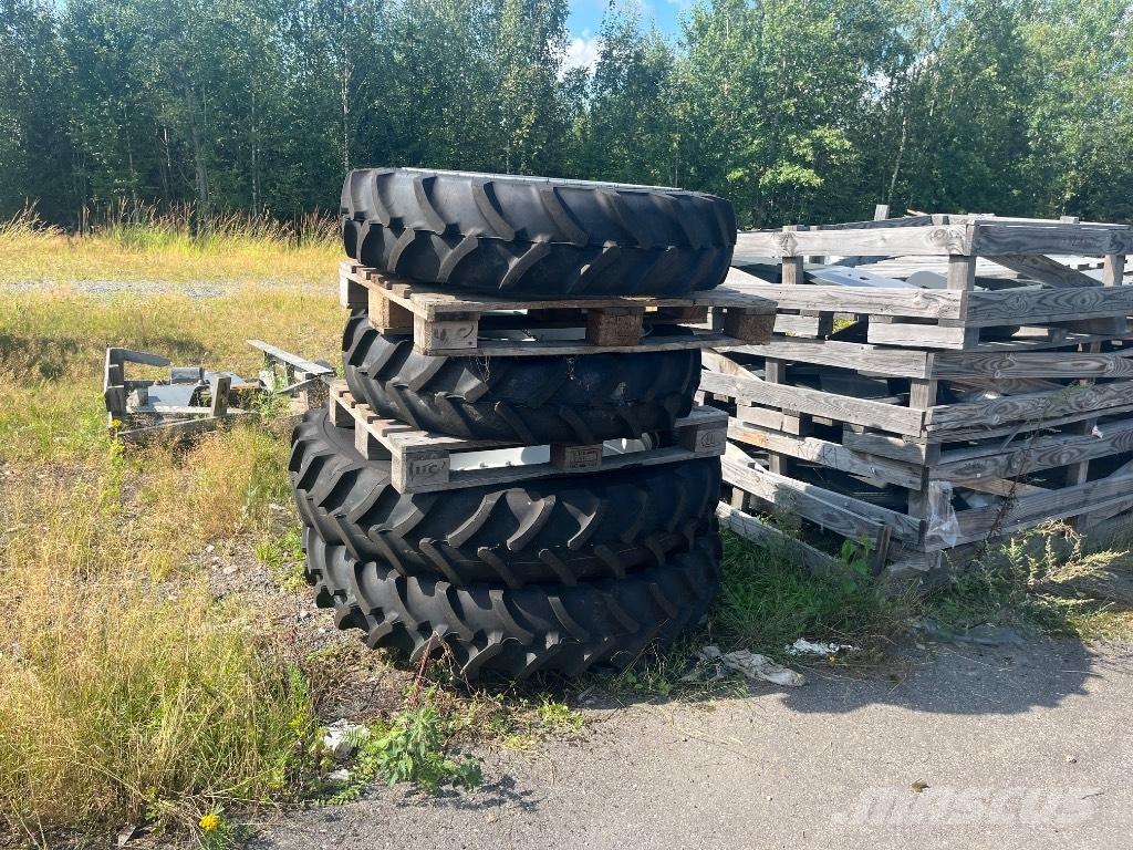 Mitas AC 90 Dekk, hjul og felger
