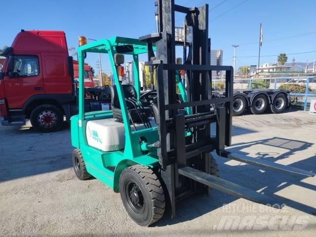 Mitsubishi FD 25 Diesel Trucker
