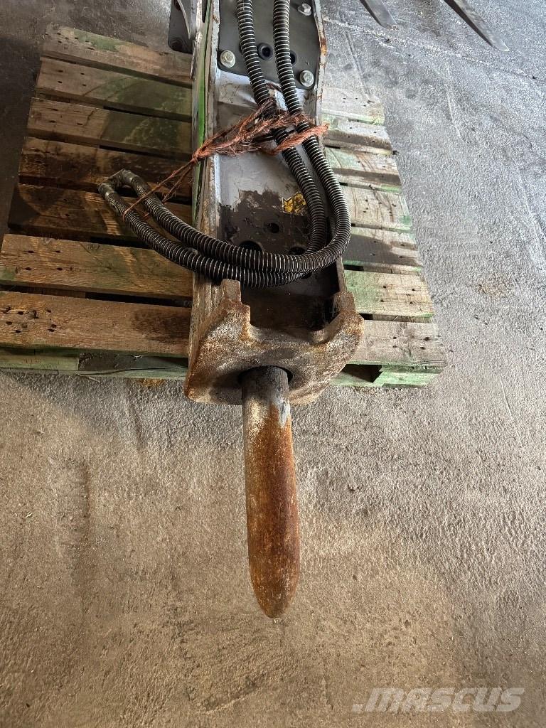 Hyundai R140W-9A Hjulgravere