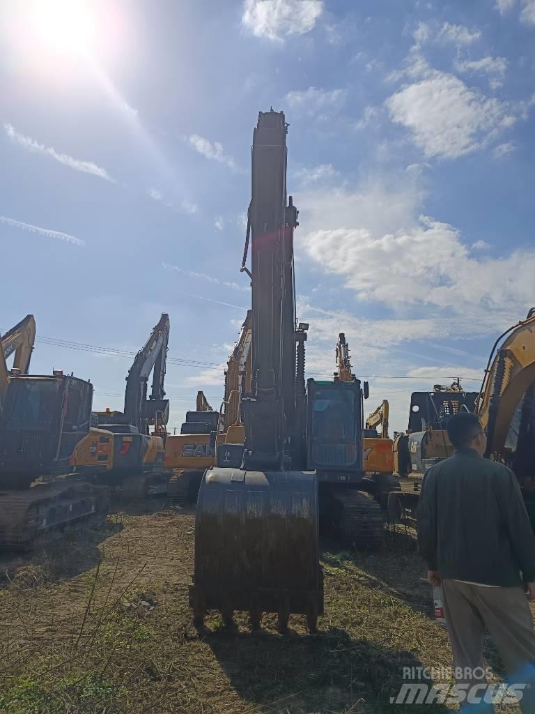 Volvo EC 210 Beltegraver