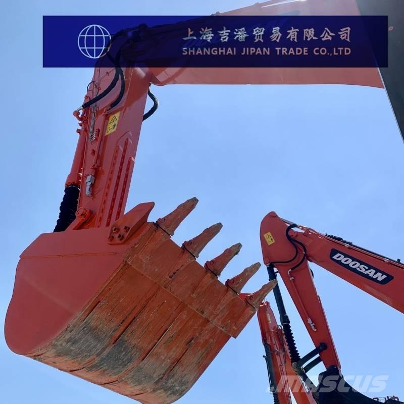 Doosan DX 300 Beltegraver