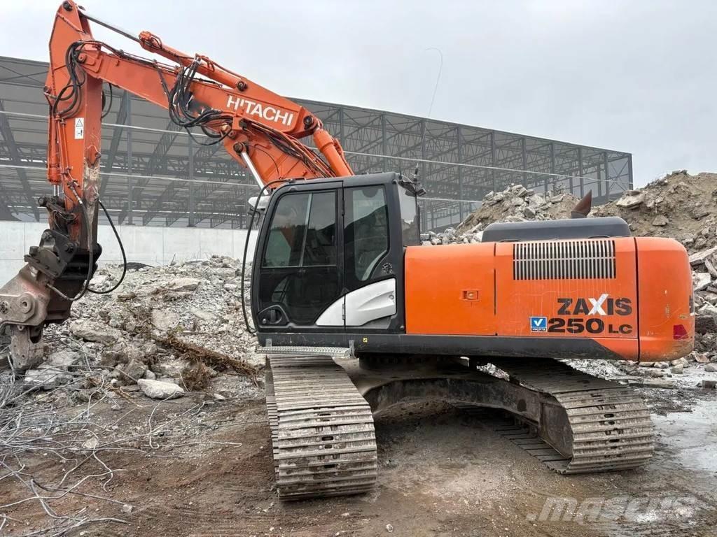 Hitachi ZX250LC-5B Beltegraver