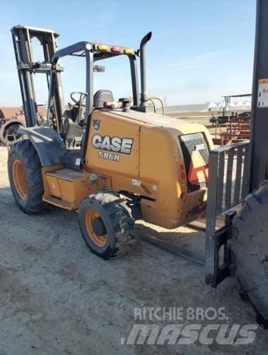 CASE 586H Terrenggående gaffeltruck