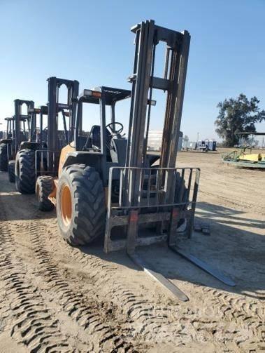 CASE 586H Terrenggående gaffeltruck