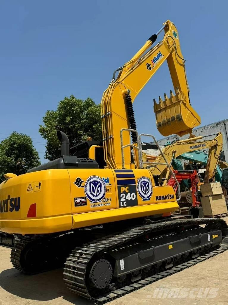 Komatsu PC 240 Beltegraver