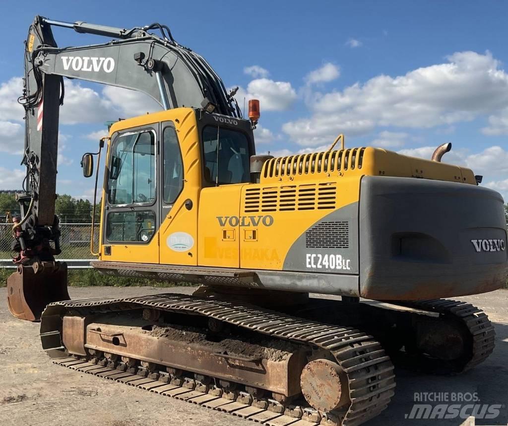 Volvo EC 240 B Beltegraver