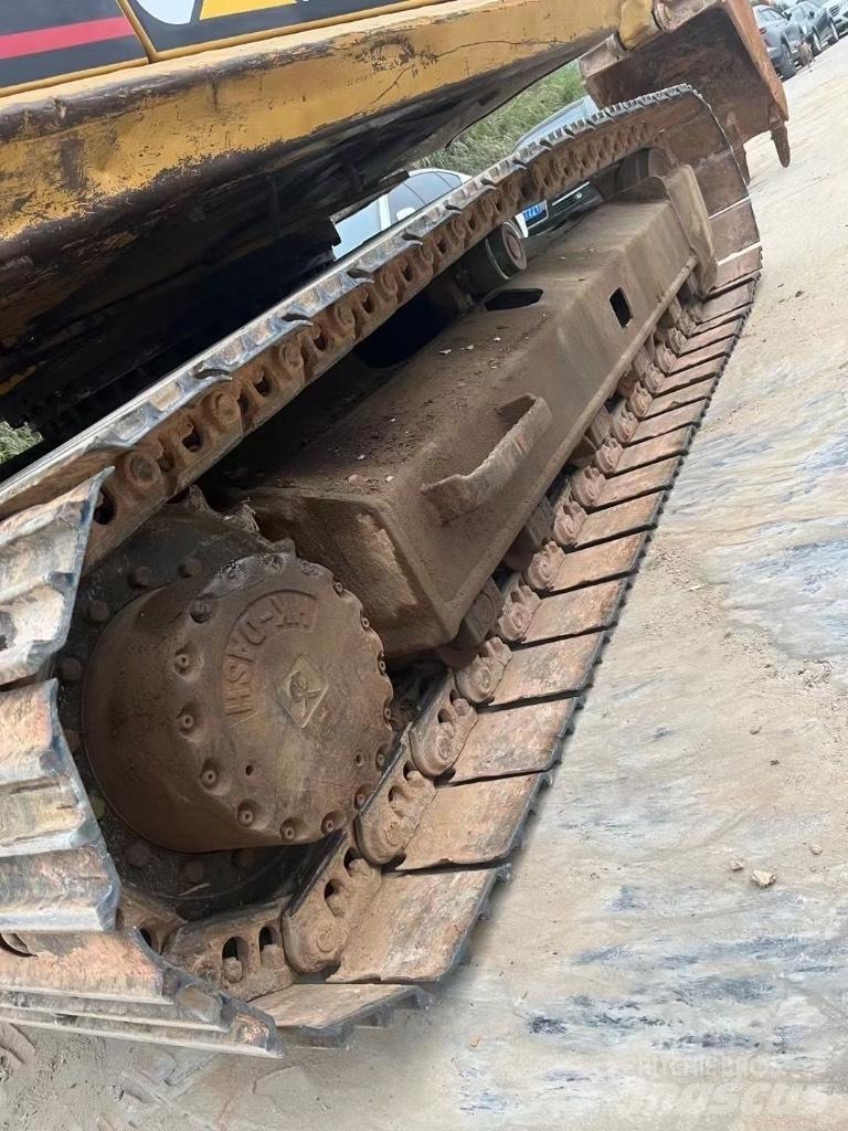 CAT 313 D Beltegraver