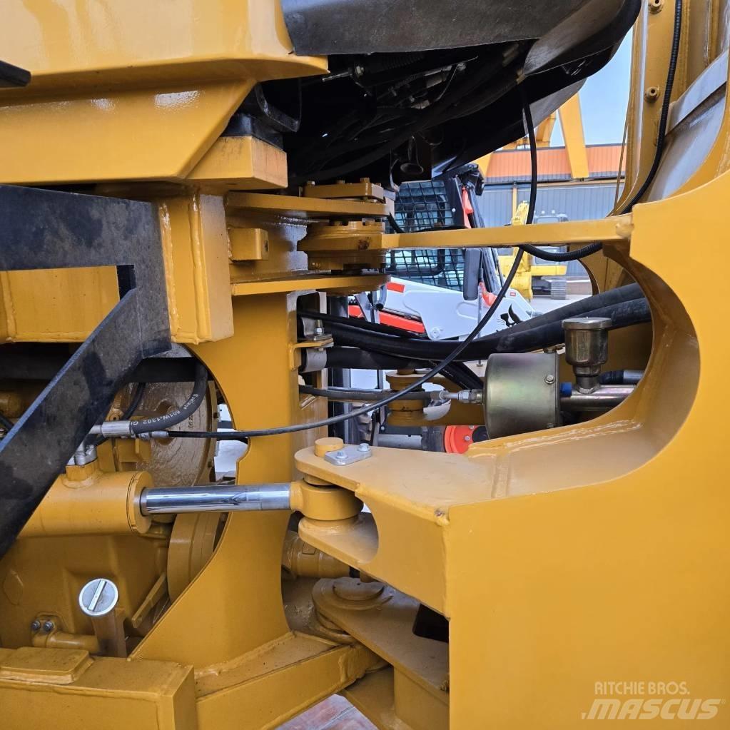 CAT 966 H Hjullastere