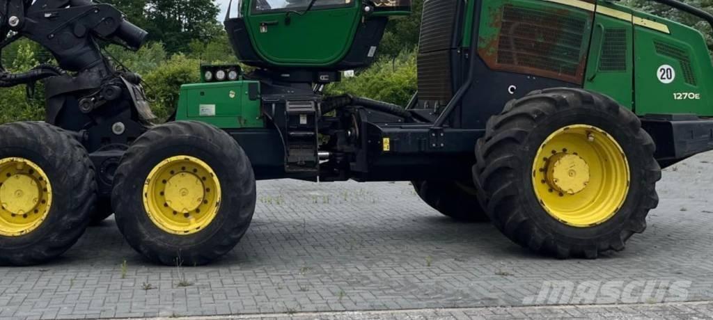 John Deere 1270 E Hogstmaskiner
