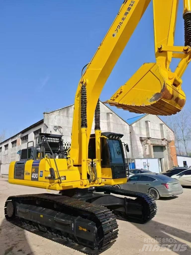 Komatsu 400-8 Beltegraver