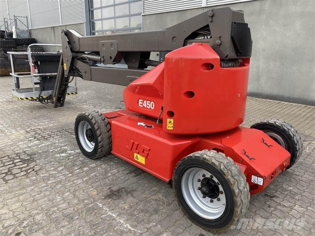 JLG E450AJ Leddede bomlifter