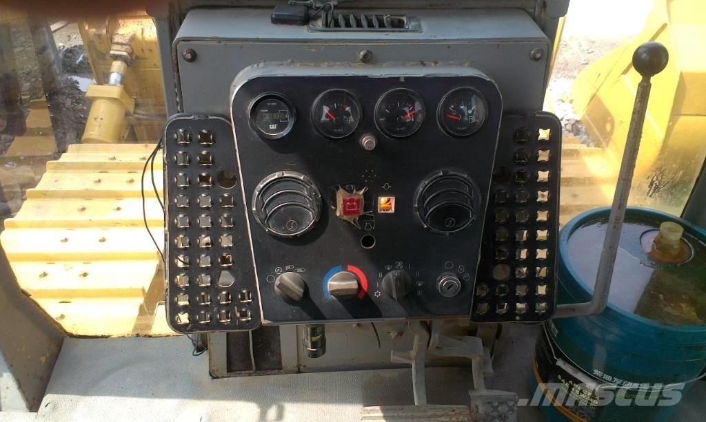 CAT D 6 G LGP II Dozere Beltegående