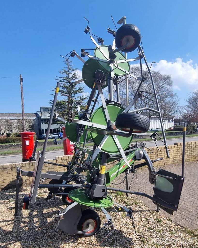 Fendt Lotus 770 Raker og høyvendere