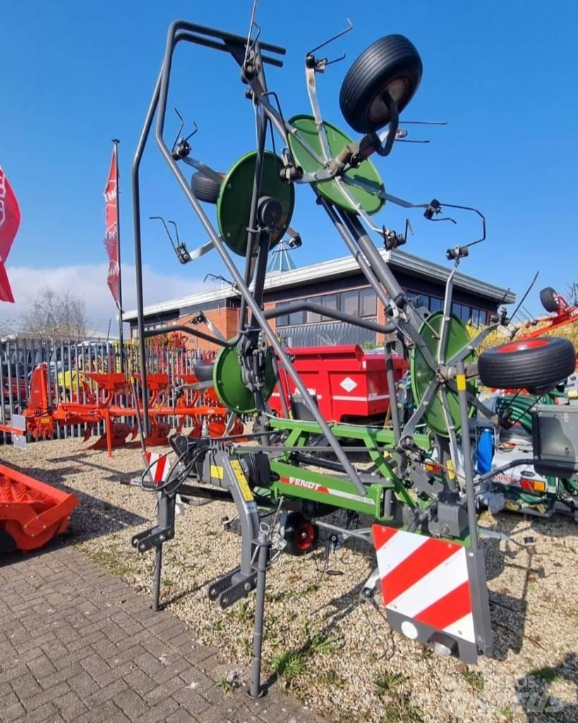 Fendt Lotus 770 Raker og høyvendere