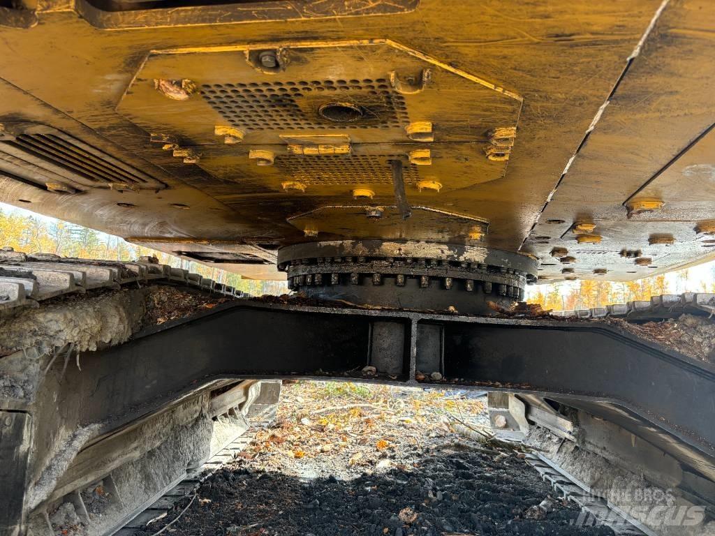 CAT 320 D FM Treknusere