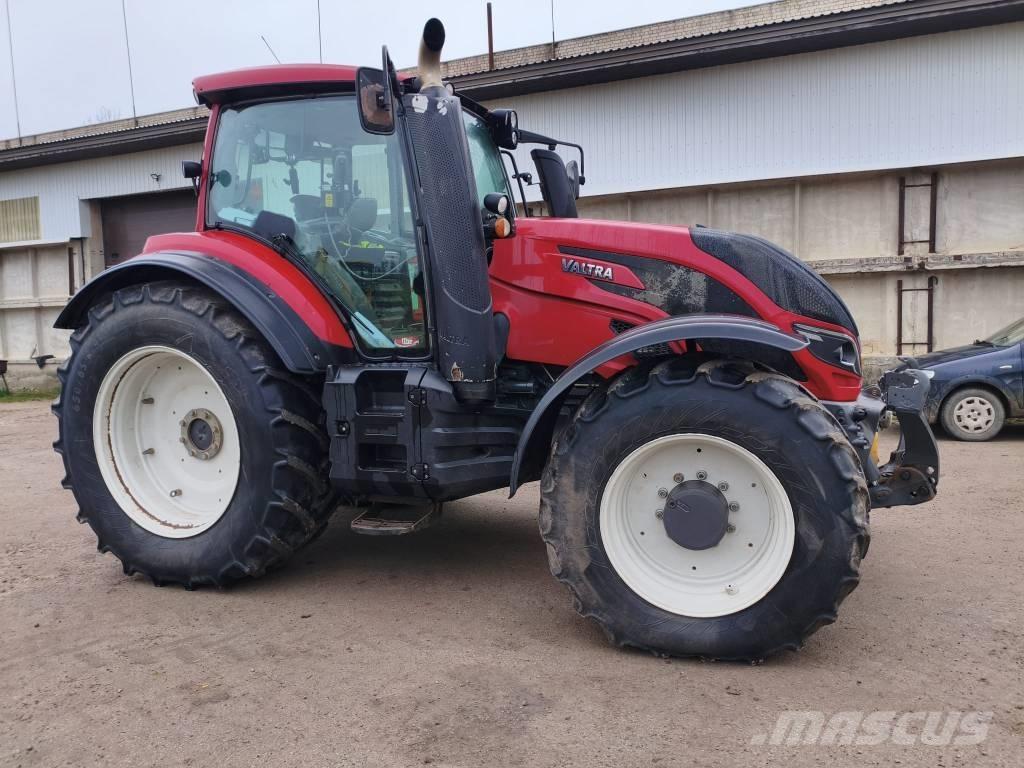 Valtra T 234 V Traktorer