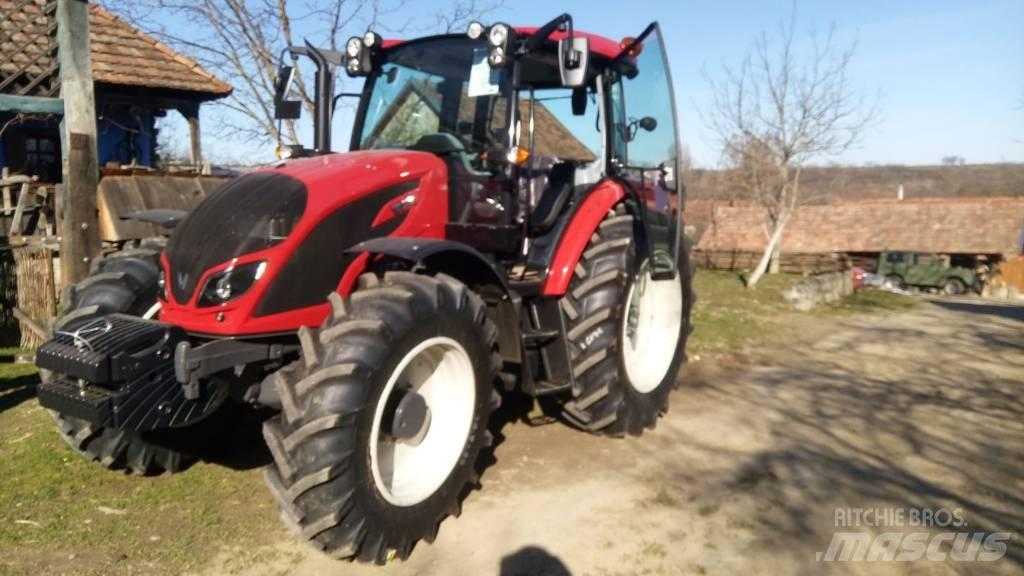 Valtra A 124 Traktorer